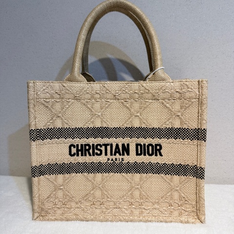 Dior✨拉菲草藤編book tote托特包 小號