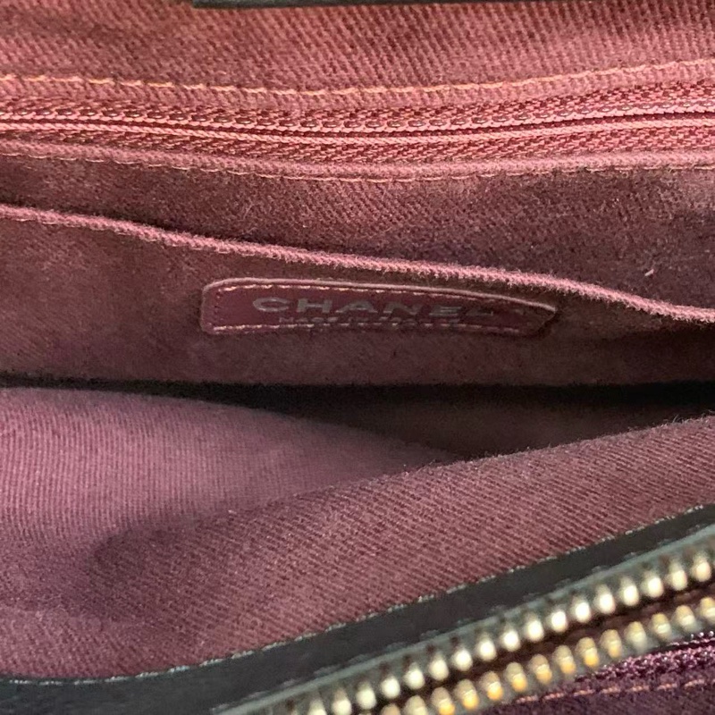 CHANEL香奈兒郵差包Noe Executive公文包 黑色銀扣托特包 可拆卸肩帶斜挎包  经典款女士手袋 材质：牛皮 颜色:黑银 尺寸：35cm 年份：23开 成色：轻微使用痕迹 配件：尘袋、-4