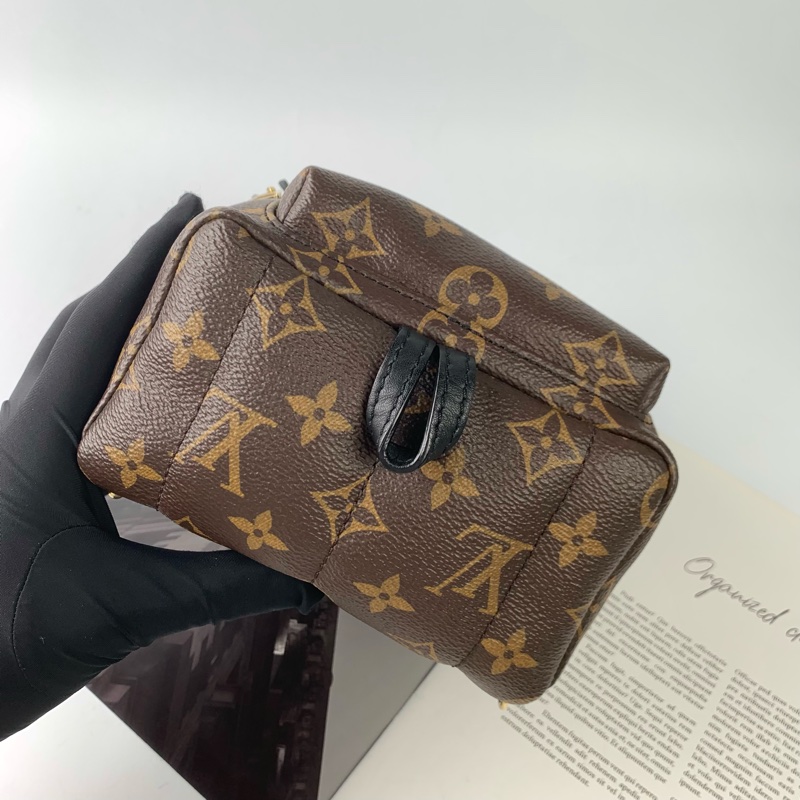 Lv小書包 包況新 色澤保存很優✅專櫃購證👍-2