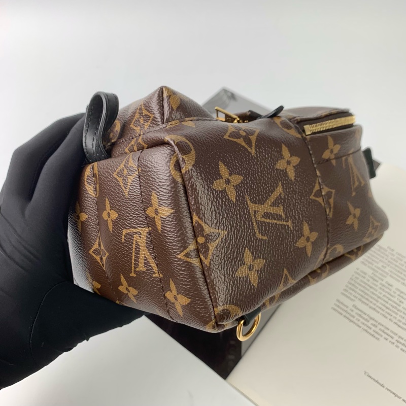 Lv新款小書包 晶片款 可遇不可求🔥 有專櫃購證✅-6