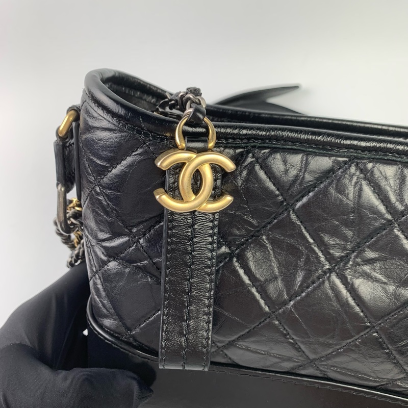 Chanel流浪包小號黑金-5