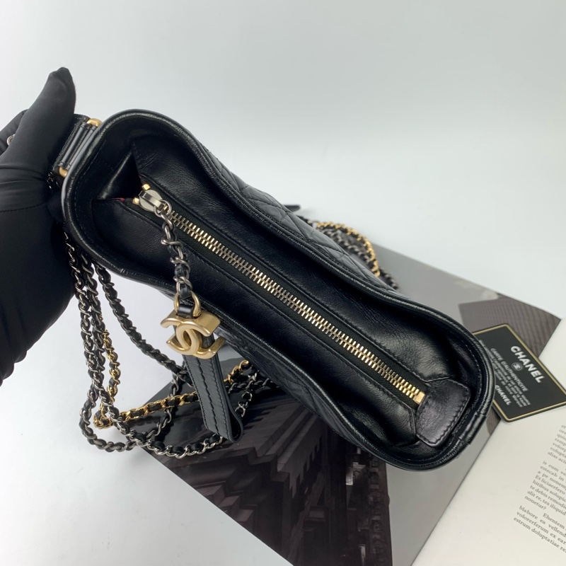 Chanel流浪包小號黑金-8