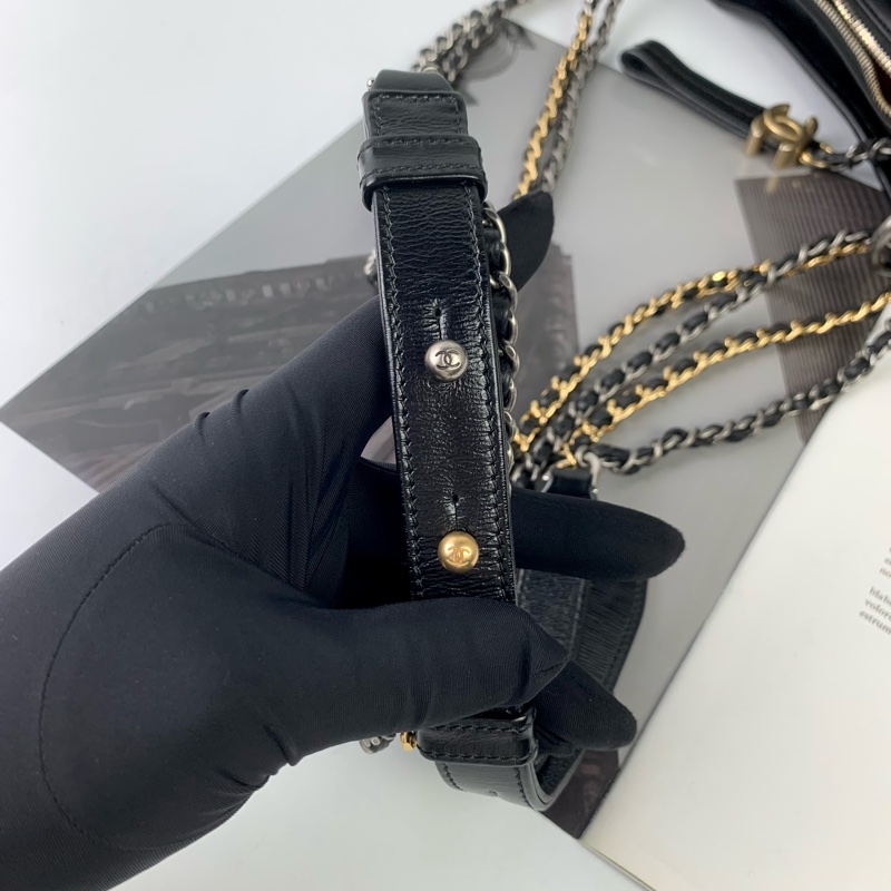 Chanel流浪包小號黑金-12