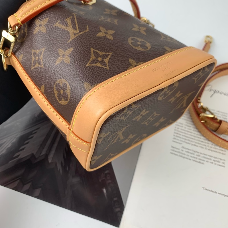 LV新款水桶包 色澤很美❤️-8