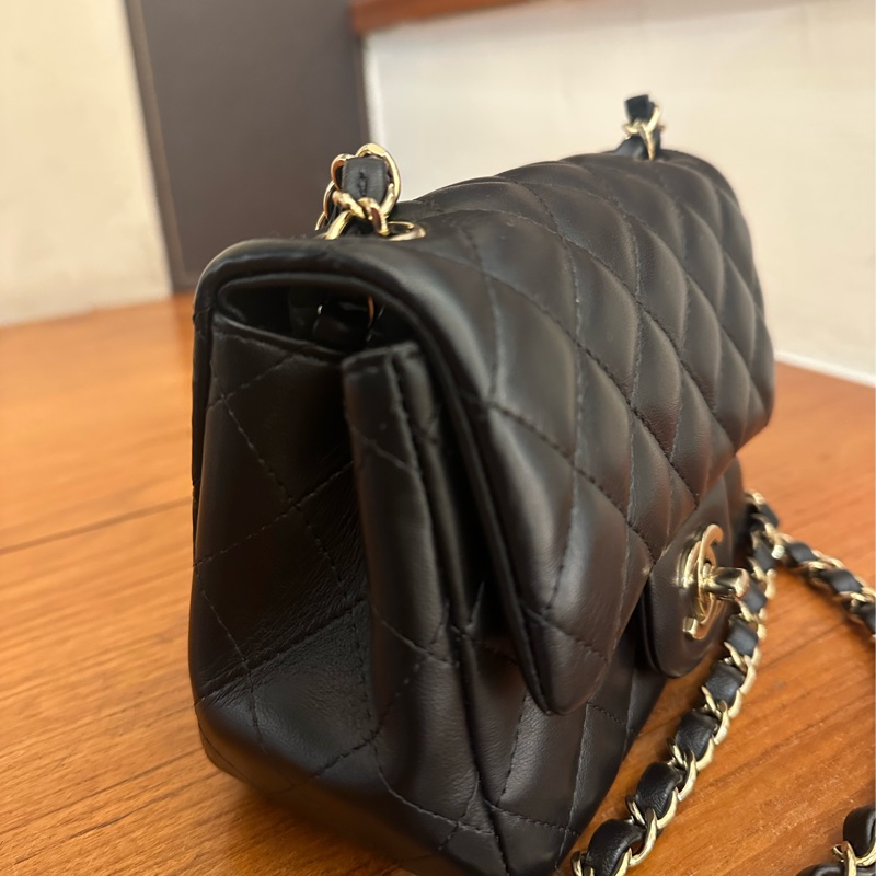 CHANEL 黑菱格淡金雙C超夯方胖鏈包 專櫃代購賣超貴…-2