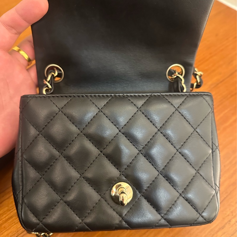 CHANEL 黑菱格淡金雙C超夯方胖鏈包 專櫃代購賣超貴…-13