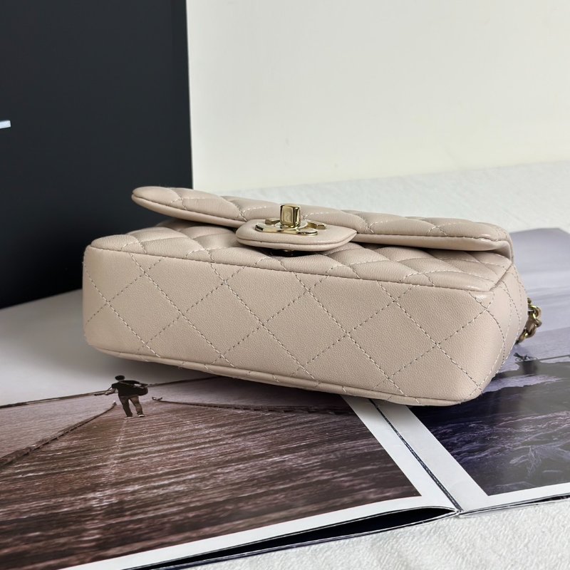 CHANEL 經典口蓋包Mini CF18 - 羊皮米金-6