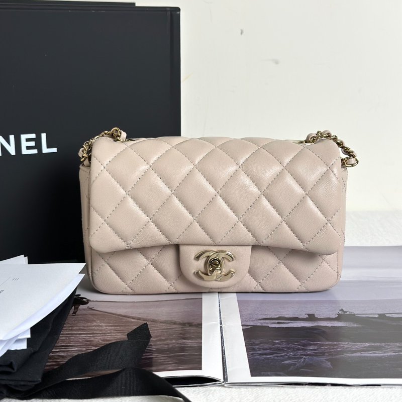 CHANEL 經典口蓋包Mini CF18 - 羊皮米金-9