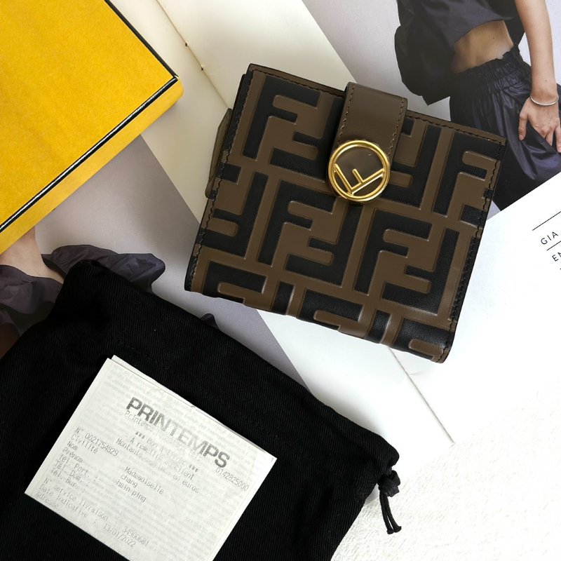 FENDI 經典FF雙折短夾-8