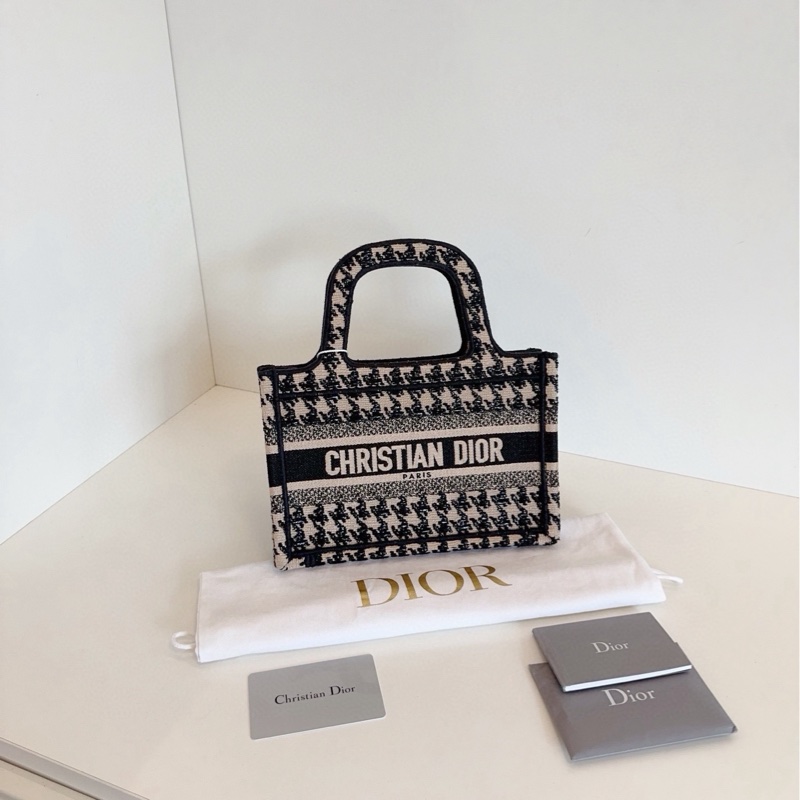 【99新閒置🆕】Dior 限量千鳥格紋刺繡mini Tote 橫版手提小琴譜 手提包-0