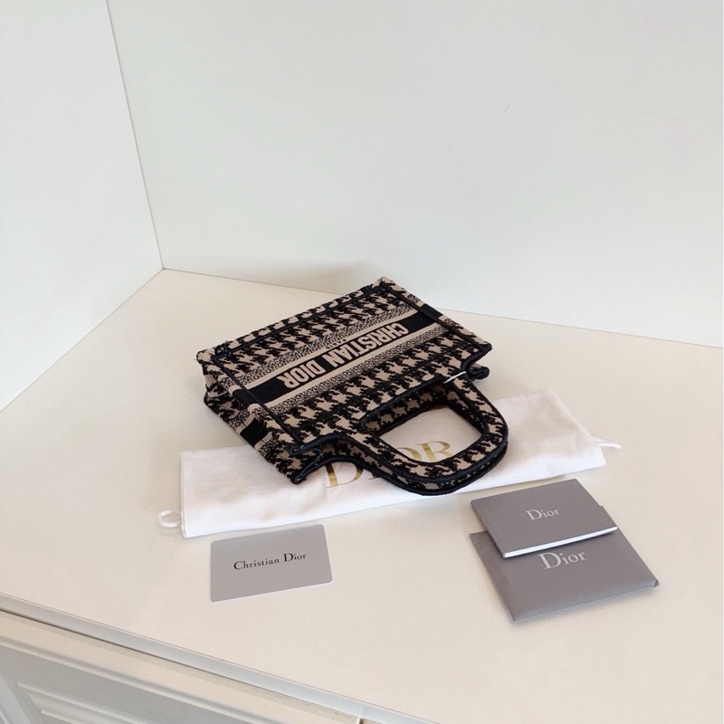 【99新閒置🆕】Dior 限量千鳥格紋刺繡mini Tote 橫版手提小琴譜 手提包-3