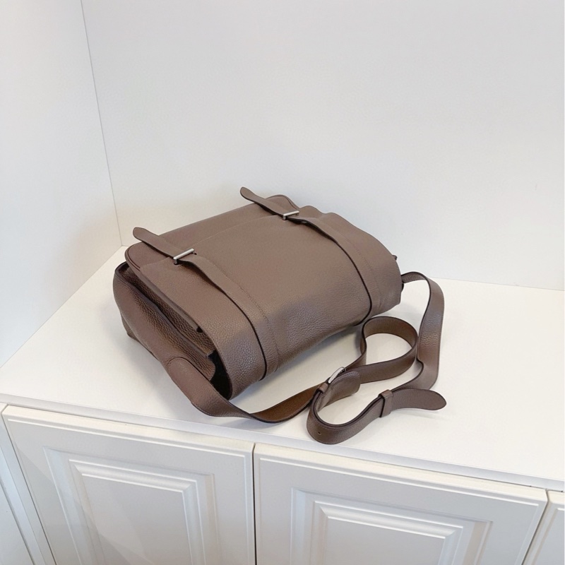 【98新🆕】Hermes  Steve 灰色男士翻蓋郵差包 單肩包 斜挎包-5