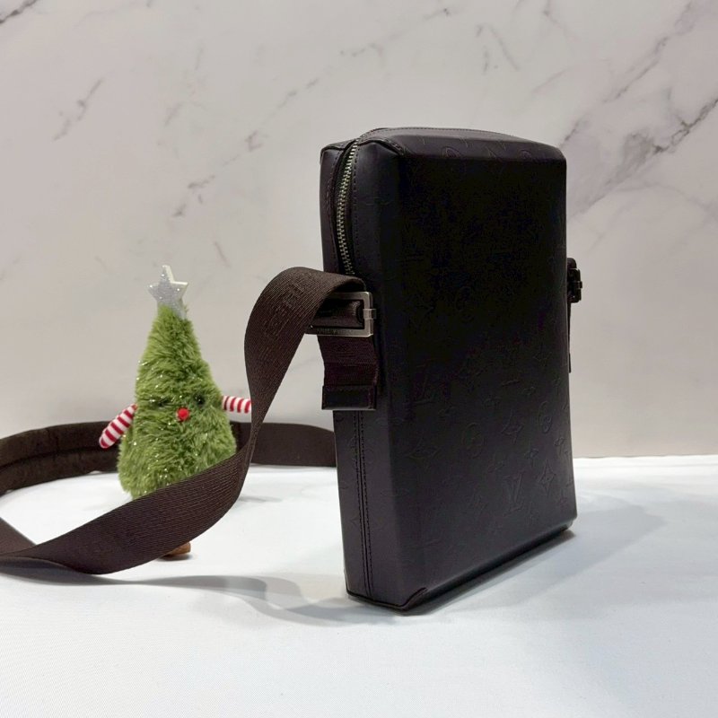 LV Glace側背包-2
