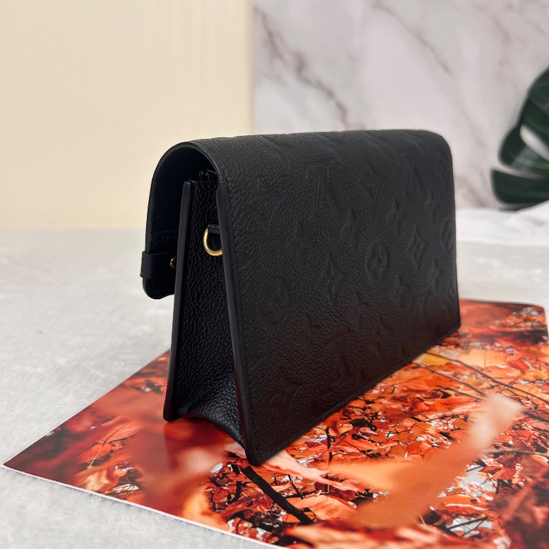 LV Vavin 牛皮壓紋鏈條包 晶片款式-9