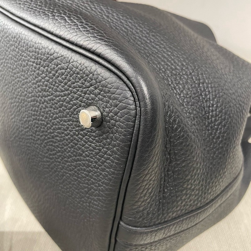 Hermes愛馬仕picotin 22黑銀菜籃子，C刻牛皮，黑銀配色高級 配件防塵鑰匙鎖。-9