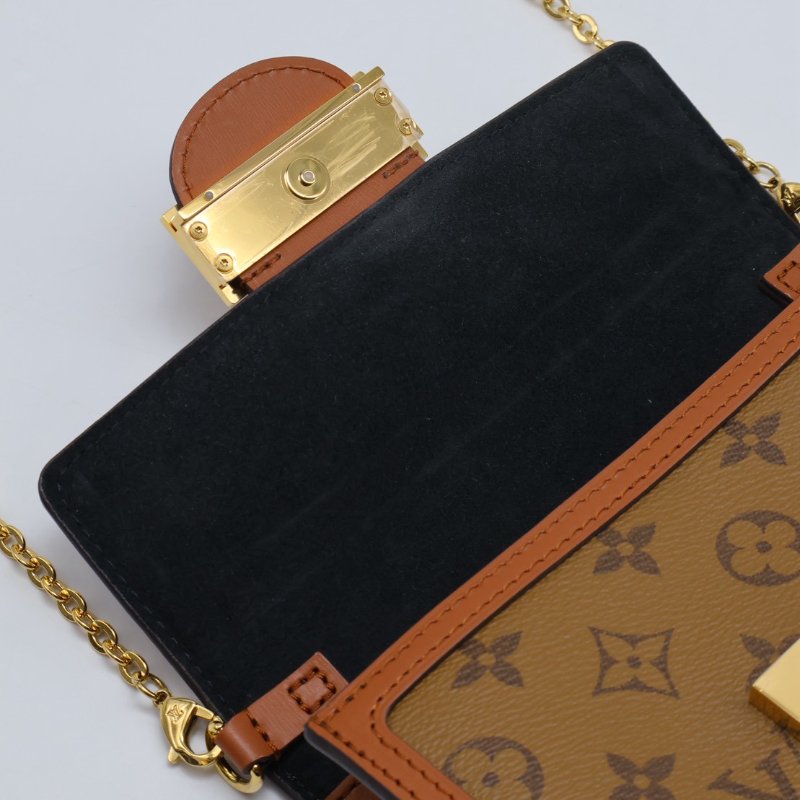 LOUIS VUITTON Dauphine達芙妮鍊帶小包-10