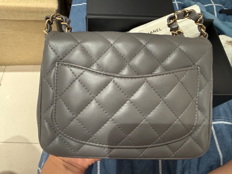 香奈兒 灰色 方胖子-6