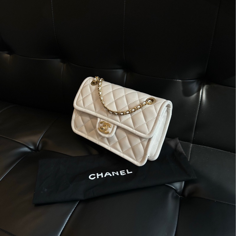 【閒置99新全膜🆕】Chanel  荔枝紋白金扣 豆腐包 單肩包-1