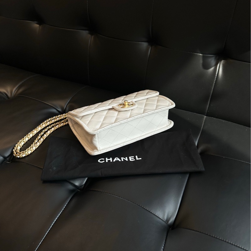 【閒置99新全膜🆕】Chanel  荔枝紋白金扣 豆腐包 單肩包-2