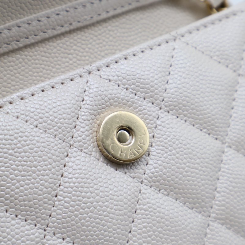 CHANEL 24S彩鑽雙C鍊帶小包 - 白金-12