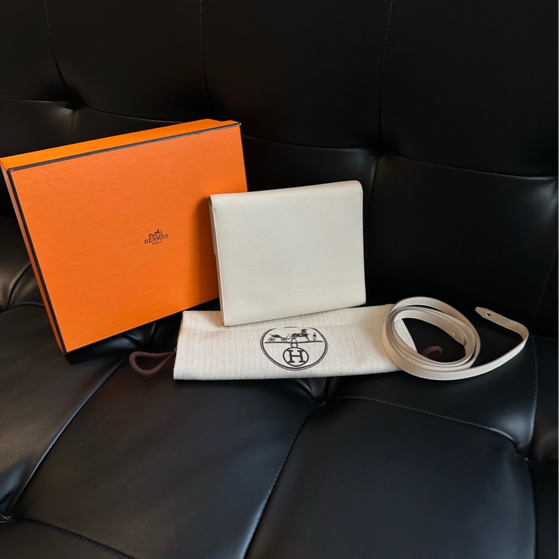 【閒置全套全膜🆕】Hermes  clic16 奶油白 Y刻 e皮 斜挎-1