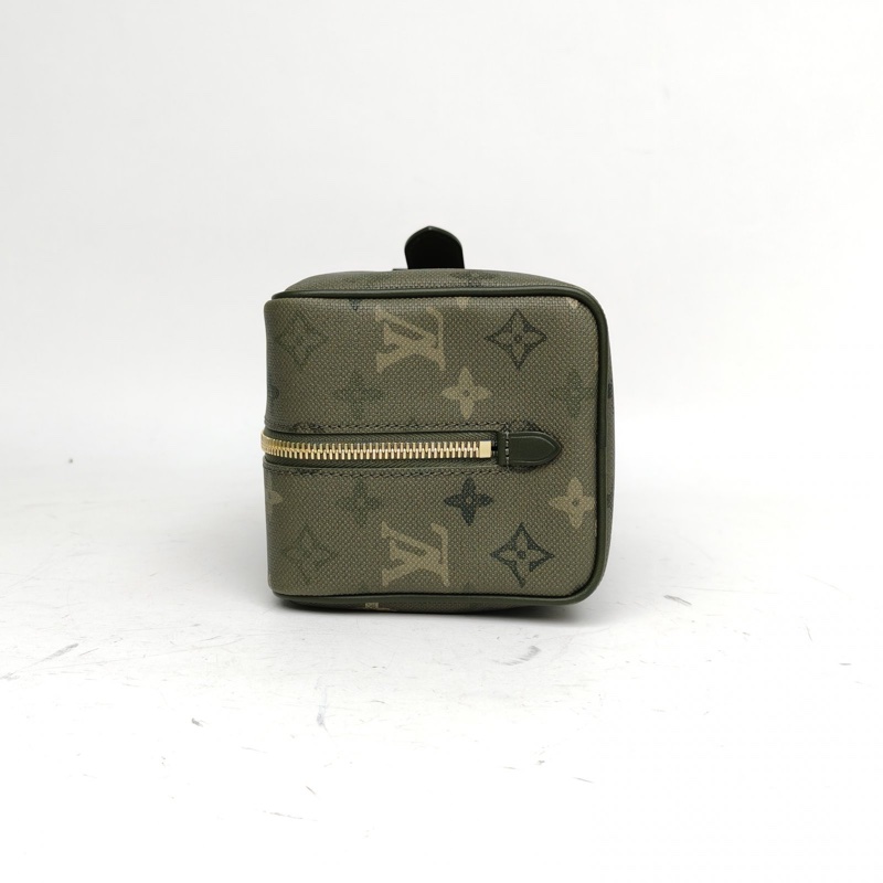 LOUIS VUITTON 綠色PVC晶片26ss洗漱包locker手拿包-3