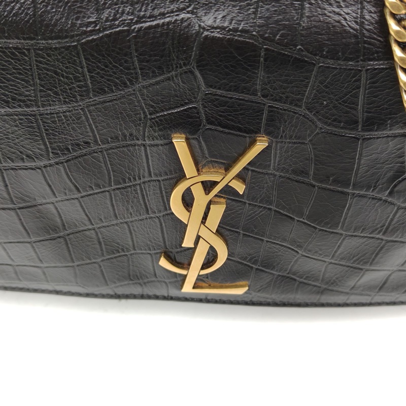 SAINT LAURENT KATE雙面Kate中號28鱷魚壓紋黑色牛皮金扣肩背包-4