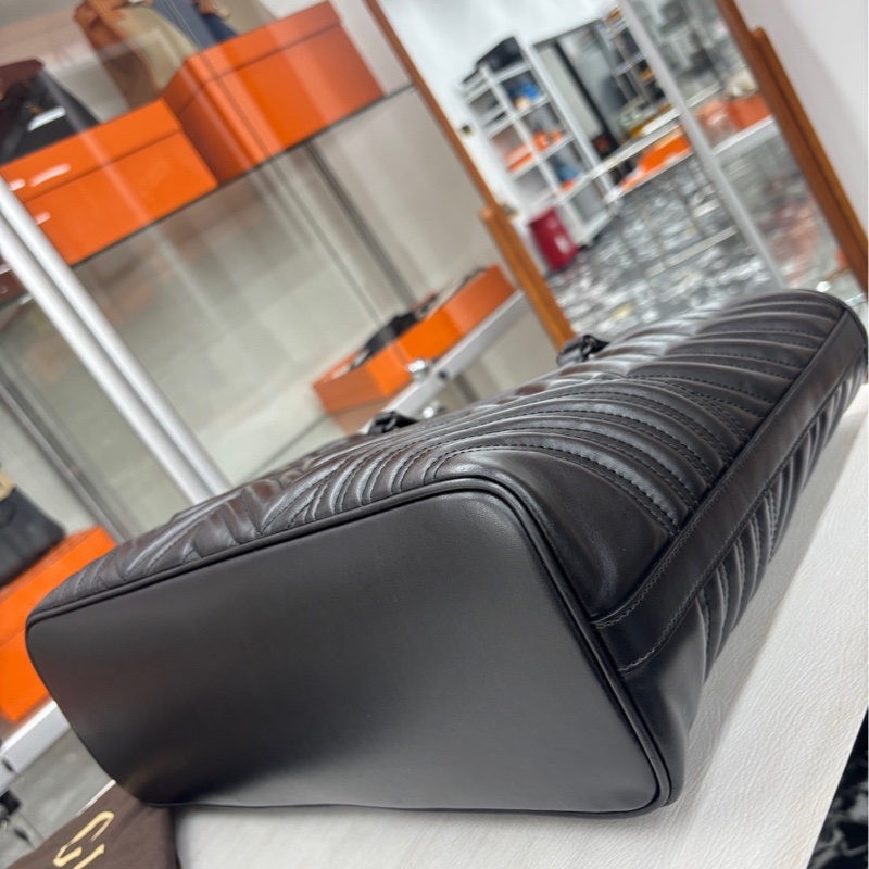 【閒置未使用】 Gucci 全黑Marmont牛皮購物袋中號NF大小 單肩包-5