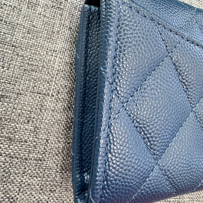 香奈兒 雙層藍色荔枝 金扣錢包 卡包 零錢包 極新品-7