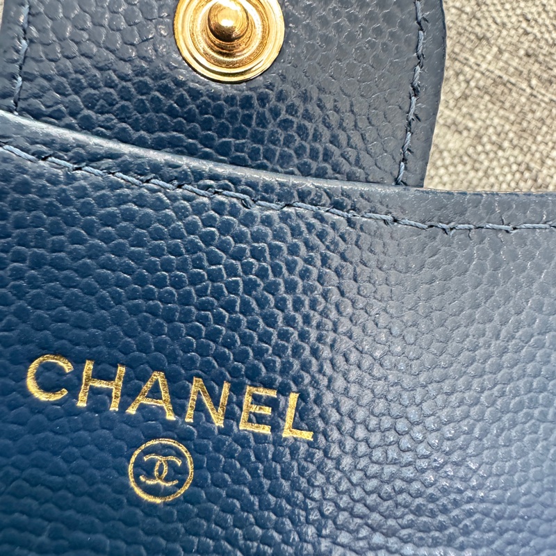 香奈兒 雙層藍色荔枝 金扣錢包 卡包 零錢包 極新品-15