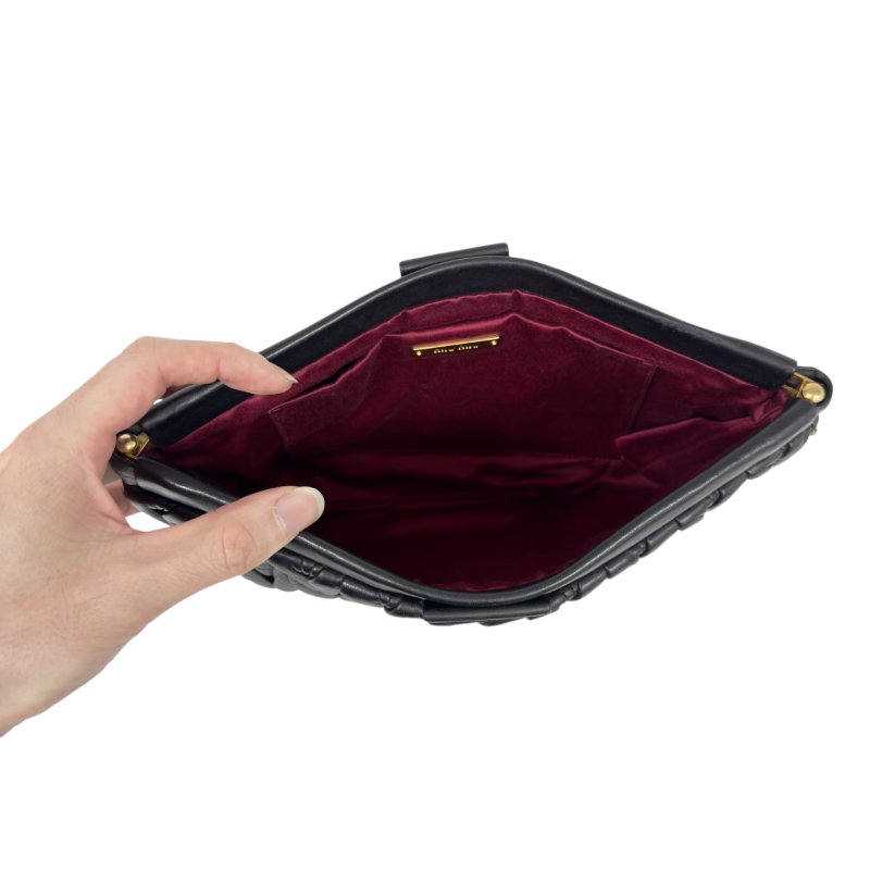 MIU MIU *自加鏈＞送無品牌扣＋無品牌鏈帶* 皺摺 肩背包-15