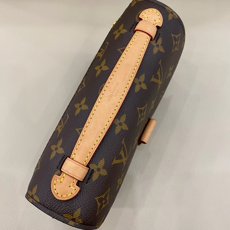 近全新LV 橫版小郵差 芯片款-5