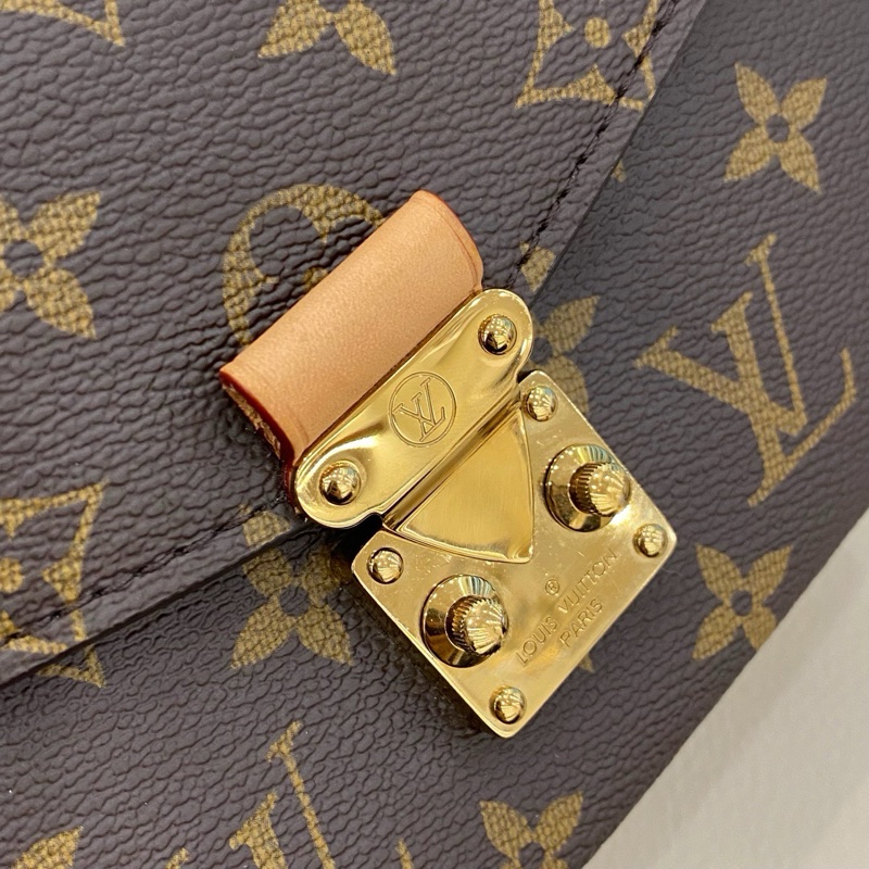 近全新LV 橫版小郵差 芯片款-6