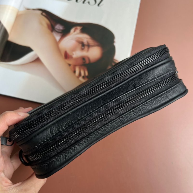 ::LOUIS VUITTON:: LV M82544 Alpha Monogram Shadow 黑色壓紋牛皮小相機包 斜背包 可穿戴式錢包-3