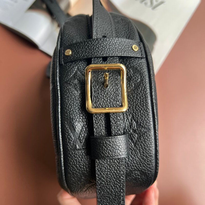 ::LOUIS VUITTON:: LVBOÎTE CHAPEAU SOUPLE 黑色圓餅包 斜背包 側背包 帽盒包-1