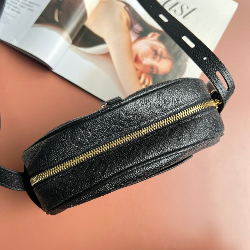 ::LOUIS VUITTON:: LVBOÎTE CHAPEAU SOUPLE 黑色圓餅包 斜背包 側背包 帽盒包-6