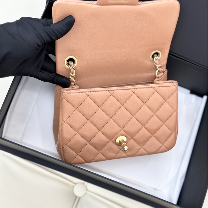 ❣️NS級 全新閒置 Chanel 24K 奶茶棕色羊皮金球方胖子 單肩斜挎包-1