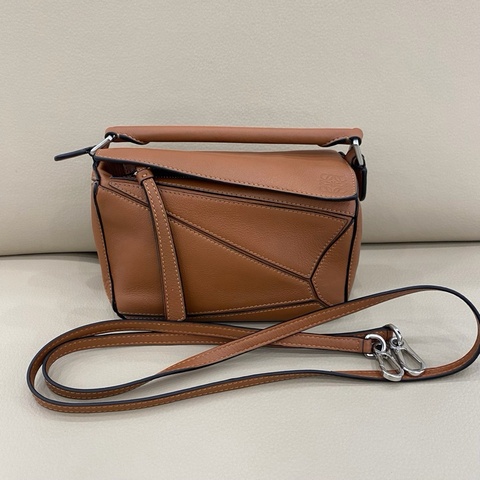 LOEWE羅意威 Puzzle mini 幾何包 棕色