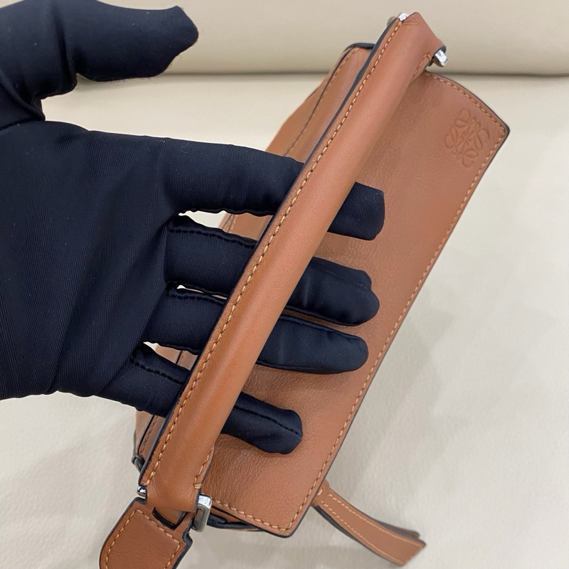 LOEWE羅意威 Puzzle mini 幾何包 棕色-7