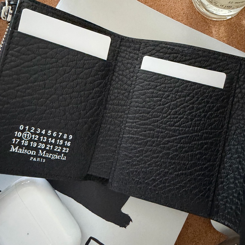 Maison Margiela 🌫️ Four stitches Wallet 皮夾 拉鍊零錢袋 (荔枝紋）-4