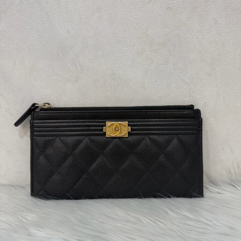 Chanel A81254 黑荔枝皮金釦boy長卡包-0