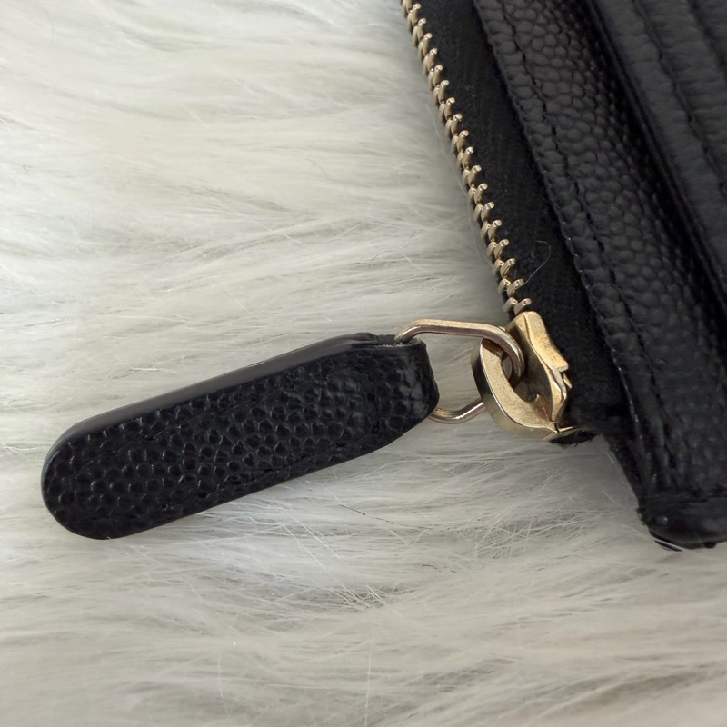 Chanel A81254 黑荔枝皮金釦boy長卡包-13