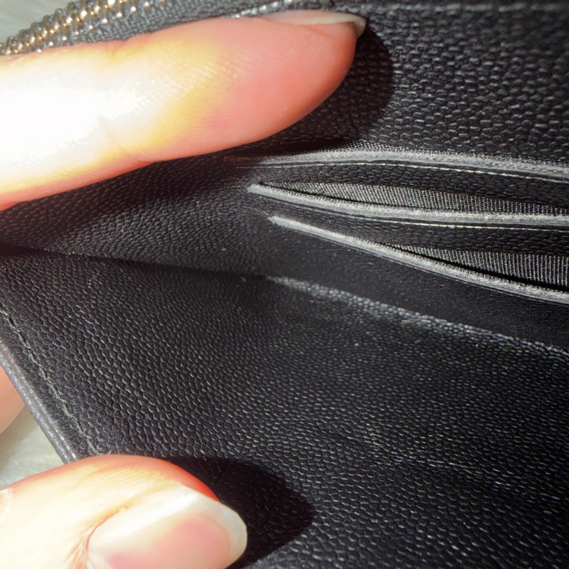 Chanel A81254 黑荔枝皮金釦boy長卡包-21