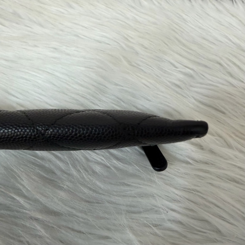 Chanel A81254 黑荔枝皮金釦boy長卡包-28