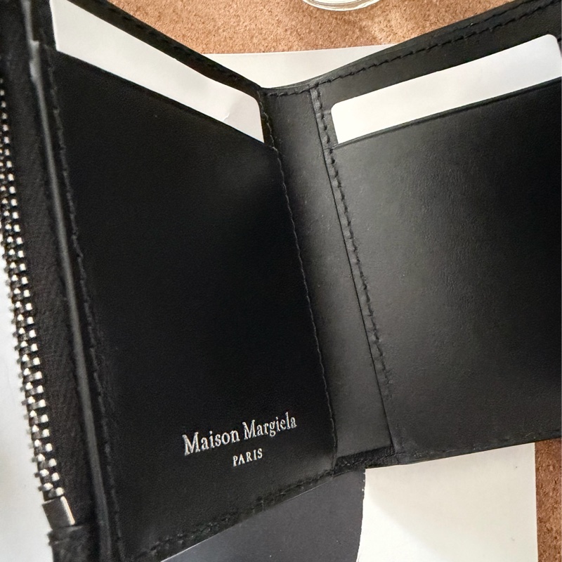 Maison Margiela 🌫️ Four stitches Wallet 皮夾 拉鍊零錢袋 (防刮壓紋）-2