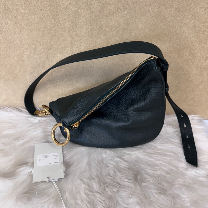 ［櫃價10萬9千］Burberry Small Knight 墨綠色牛皮限量肩背包 近全新-0
