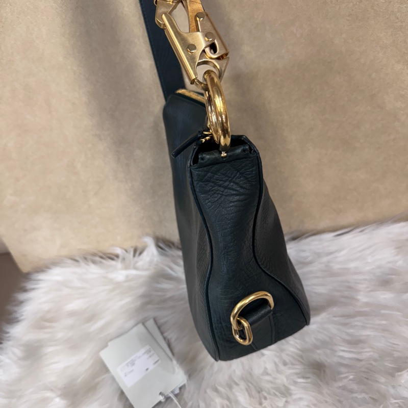 ［櫃價10萬9千］Burberry Small Knight 墨綠色牛皮限量肩背包 近全新-3