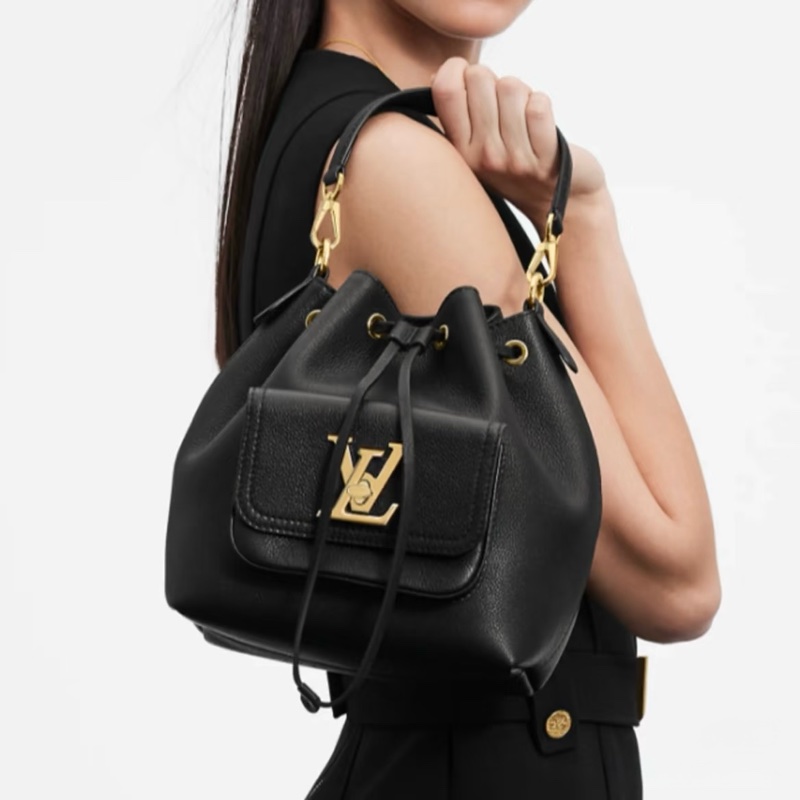 絕版路易威登Lockme M57687 LV黑金牛皮手提水桶包-3