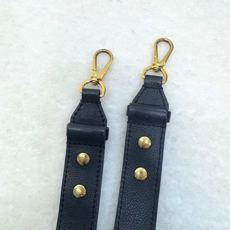 絕版路易威登Lockme M57687 LV黑金牛皮手提水桶包-30