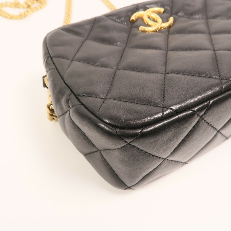 CHANEL 羊皮皮革Chain Shoulder金扣鏈帶肩背袋-12